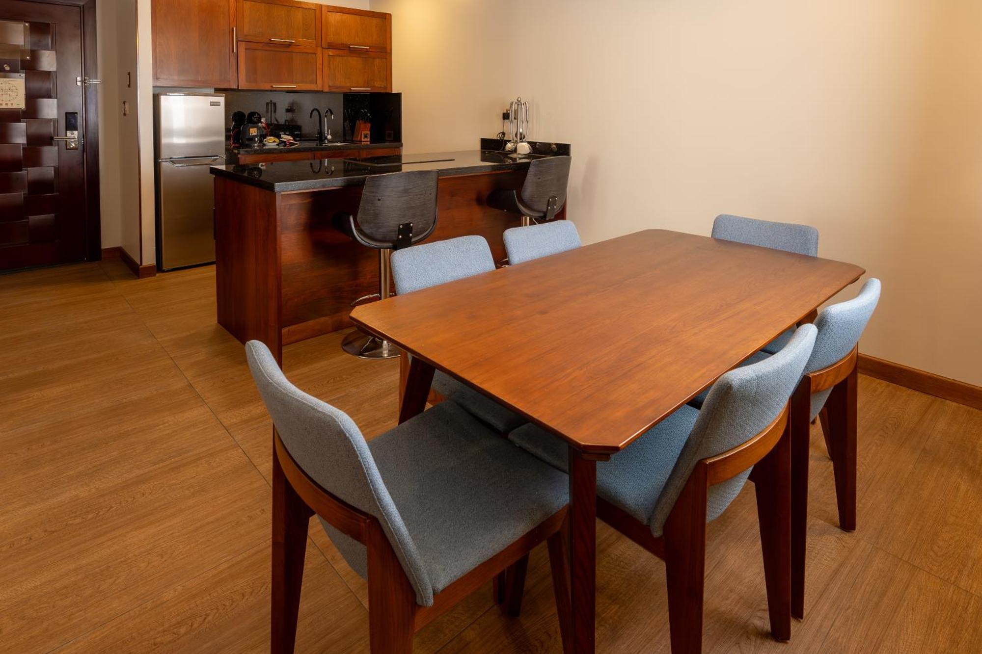 Hotel Vista Quince Guatemala City ภายนอก รูปภาพ